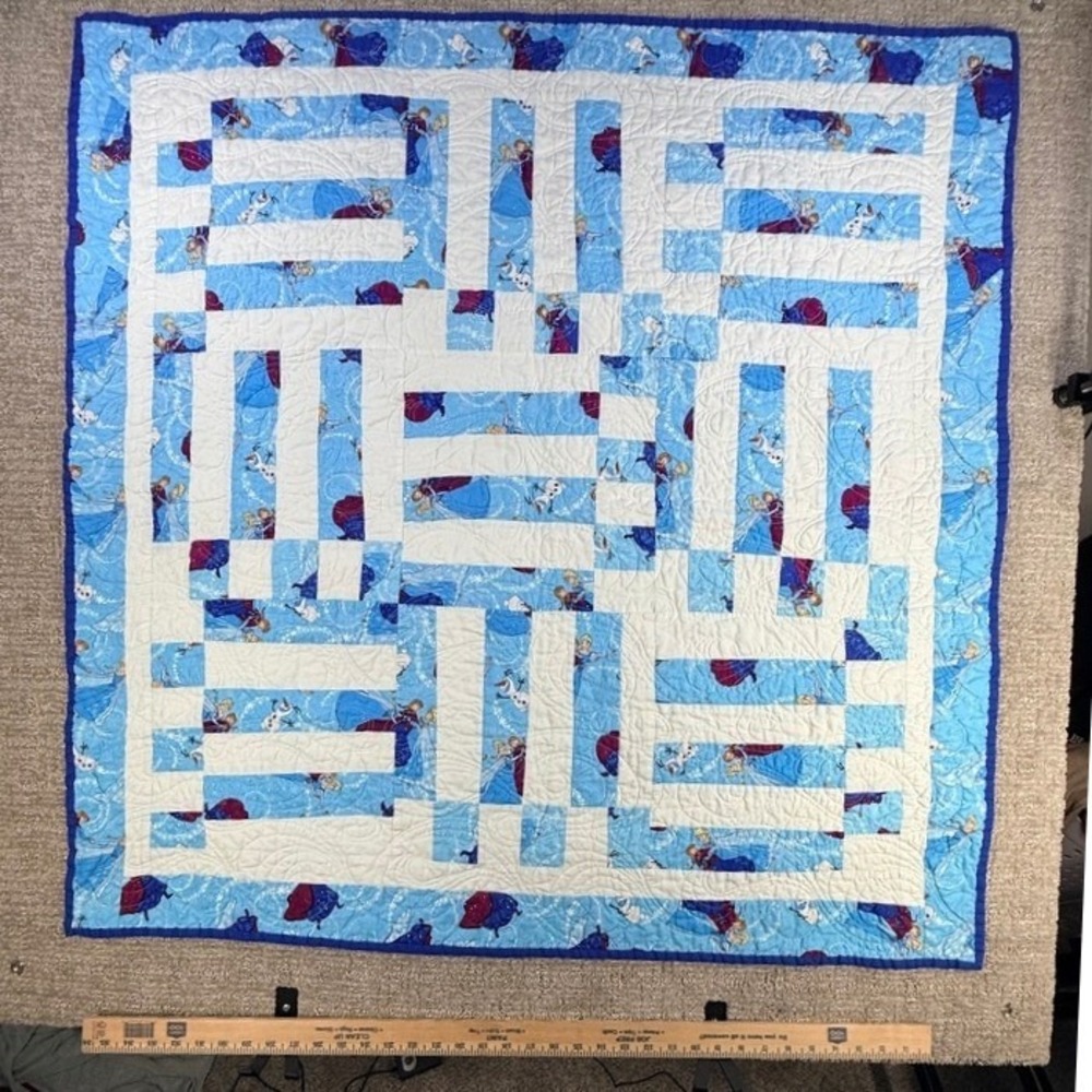 Disney Frozen Handmade Quilt Anna Elsa Olaf Patchwork Blue White 36x35 Kids Bed